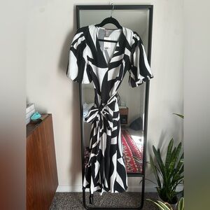 NWT — H&M — Black and White Geometric Midi Dress — Small